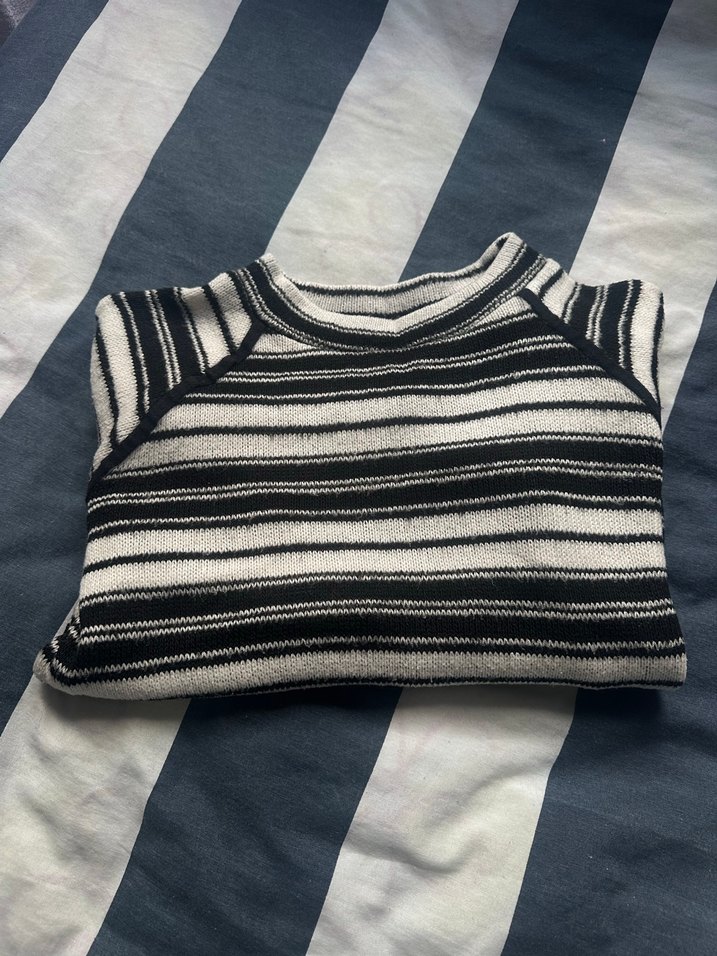 Çizgili kazak - Görsel 3