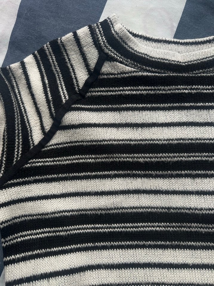 Çizgili kazak - Görsel 2