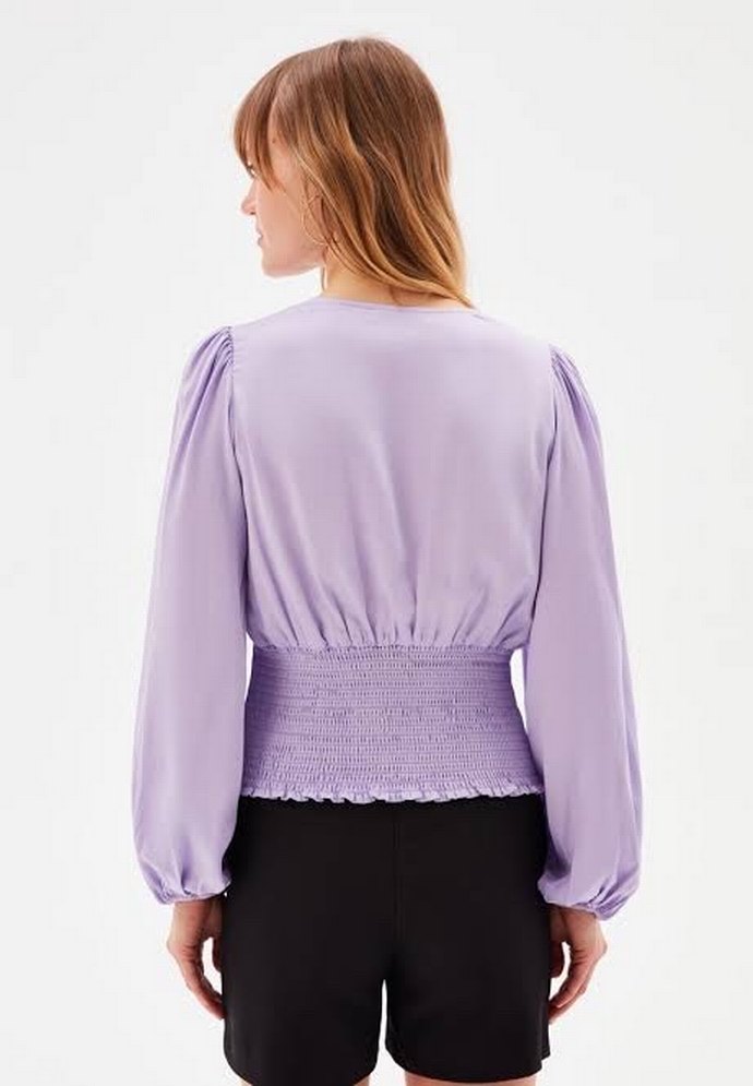 Düğmeli V Yaka Lila Kadın Bluz - Görsel 2