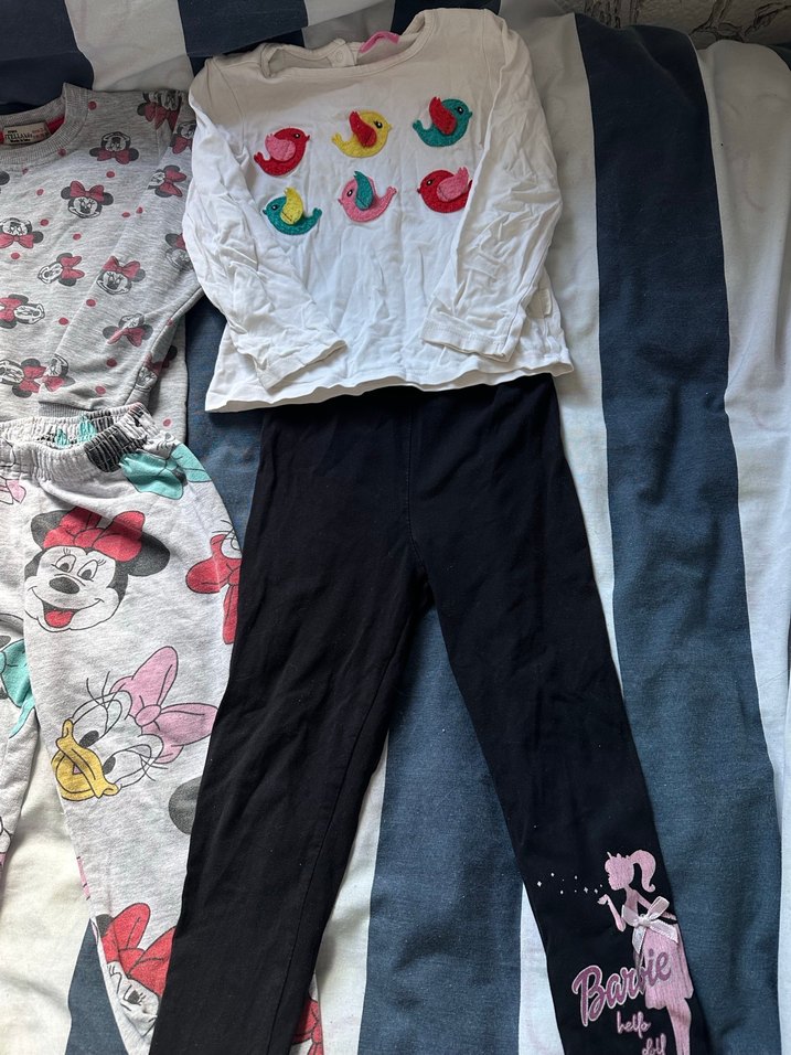 Kız Çocuk alt üst takımlar 3-4 yaş toplu kıyafet - Görsel 4