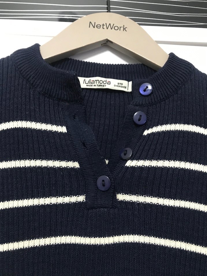 Çizgili Yüksek Yakalı Kadın Triko Kazak - Görsel 2