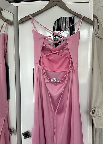 Pembe İp Askılı Uzun Saten Elbise - Görsel 7