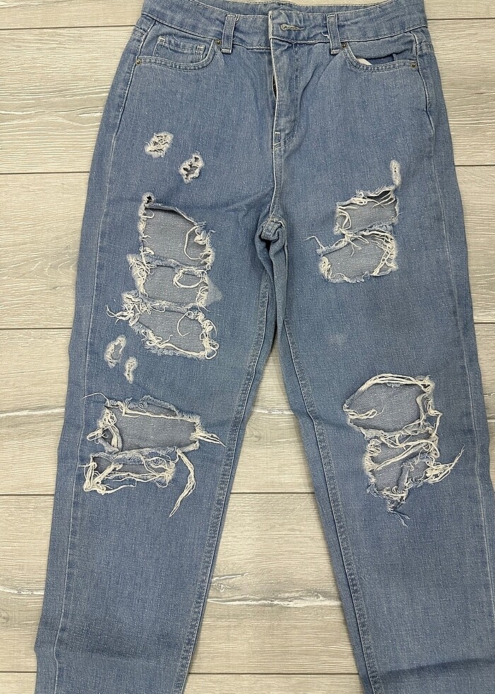 Yırtık jean - Görsel 3