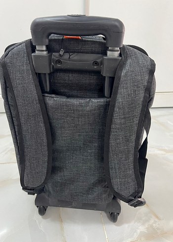 Şeffaf Kapaklı Tekerlekli Siyah Taşıma Çantası - Görsel 3