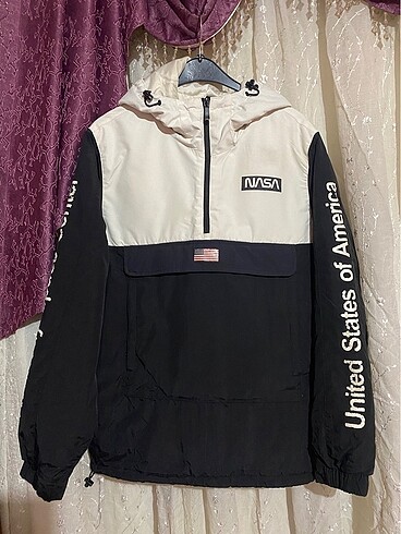 PULL&BEAR KARGO MONT