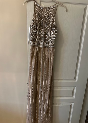 Boncuk İşlemeli Uzun Bej Abiye Elbise - Görsel 7