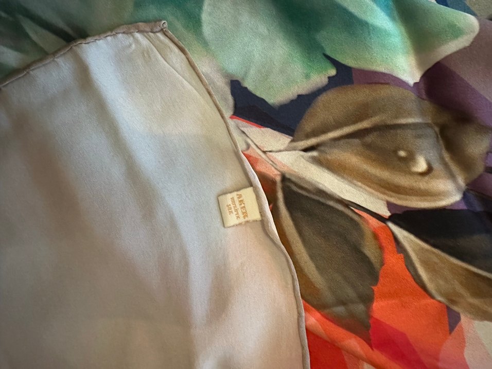 Çiçek Desenli Çok Renkli İpek Eşarp - Görsel 4