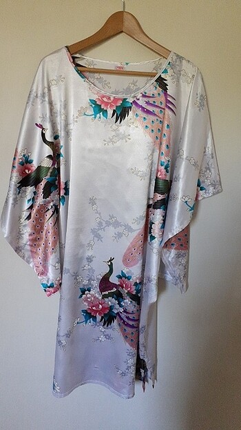 0 İpek kimono