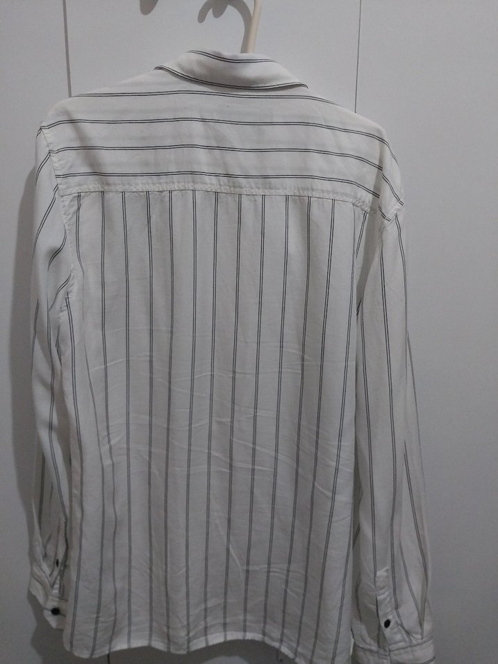 Düğmeli Beyaz Uzun Kollu Erkek Gömlek - Görsel 3