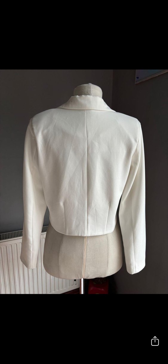 Düğmeli Beyaz Kadın Blazer Ceket - Görsel 2