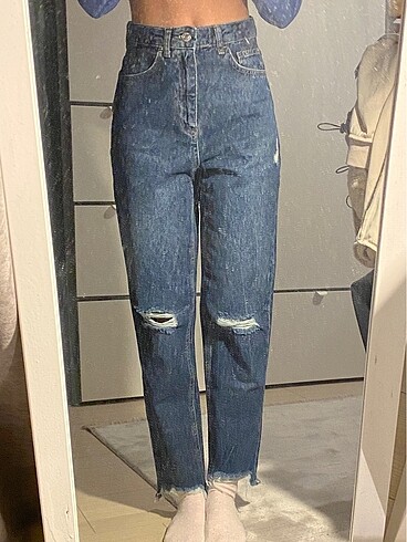 mom jean