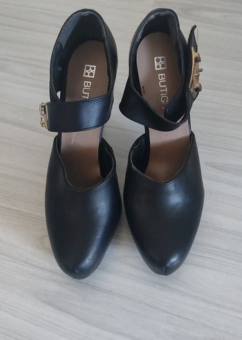 Tokalı Siyah Stiletto Topuklu Kadın Ayakkabısı - Görsel 4