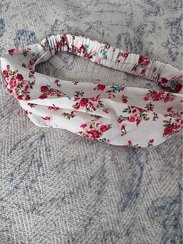 Çiçekli bandana