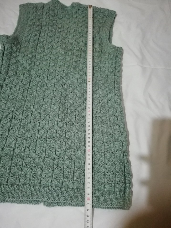 V Yakalı Örgü Kadın Yelek - Görsel 3