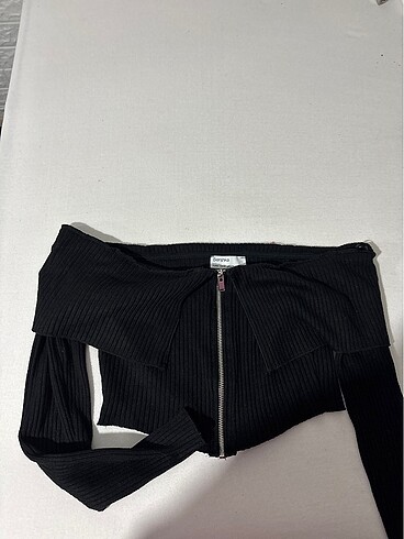Bershka Madona yaka bluz