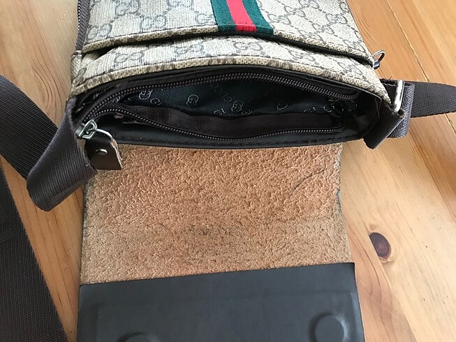  Beden Gucci postacı çanta