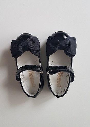 Kız Çocuk Siyah Fiyonk Detaylı Babet