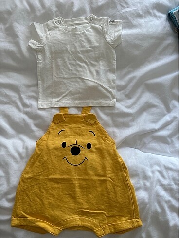3 Ay Beden sarı Renk H&M bebek alt üst tulum takım