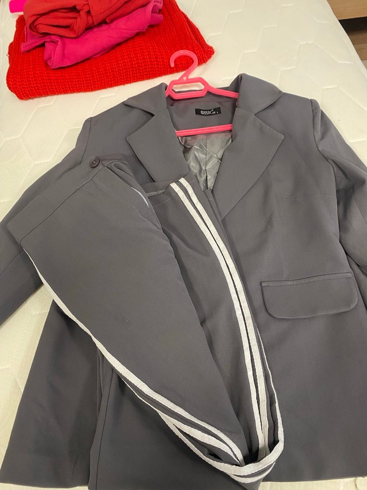 Gri Kadın Ofis Blazeri, Düğmeli, Normal Boy - Görsel 4