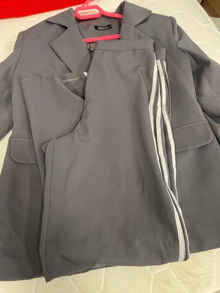 Gri Kadın Ofis Blazeri, Düğmeli, Normal Boy - Görsel 3