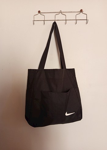 Nike Siyah Minimalist Günlük Çanta