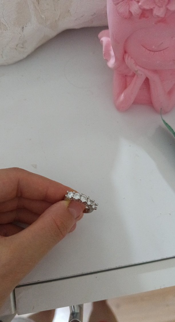 Şeffaf Beyaz Minimalist Düğün Yüzüğü - Görsel 5