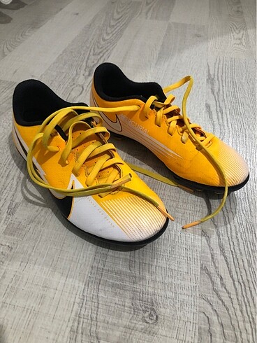 Orjinal krampon Nike