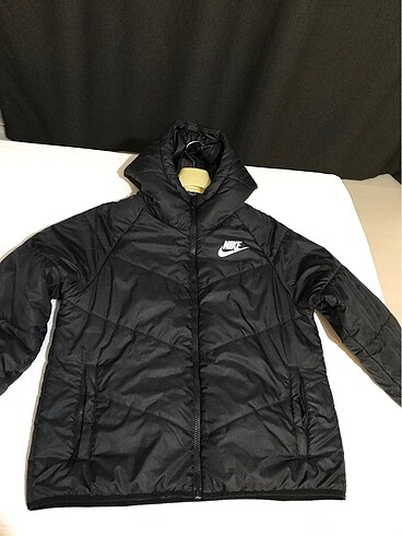 m Beden siyah Renk Nike mont