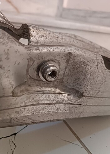  Beden Renk Sıfır orjinal BMW E39 ön tampon demiri