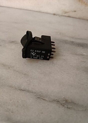 Beden Sıfır orjinal BMW E30 elektrikli ayna tuşu