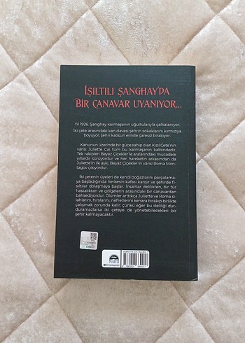Beden Renk Şiddetli Hazır ve Şiddetli Sonlar - Chloe Gong (Kutulu Set)