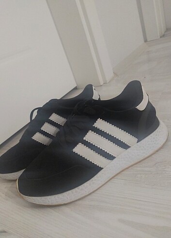 Adidas 42 numara adidas replika sıfır temiz ayakkabi