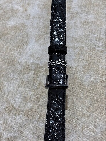 Yves Saint Laurent YVES SAİNT LAURENT