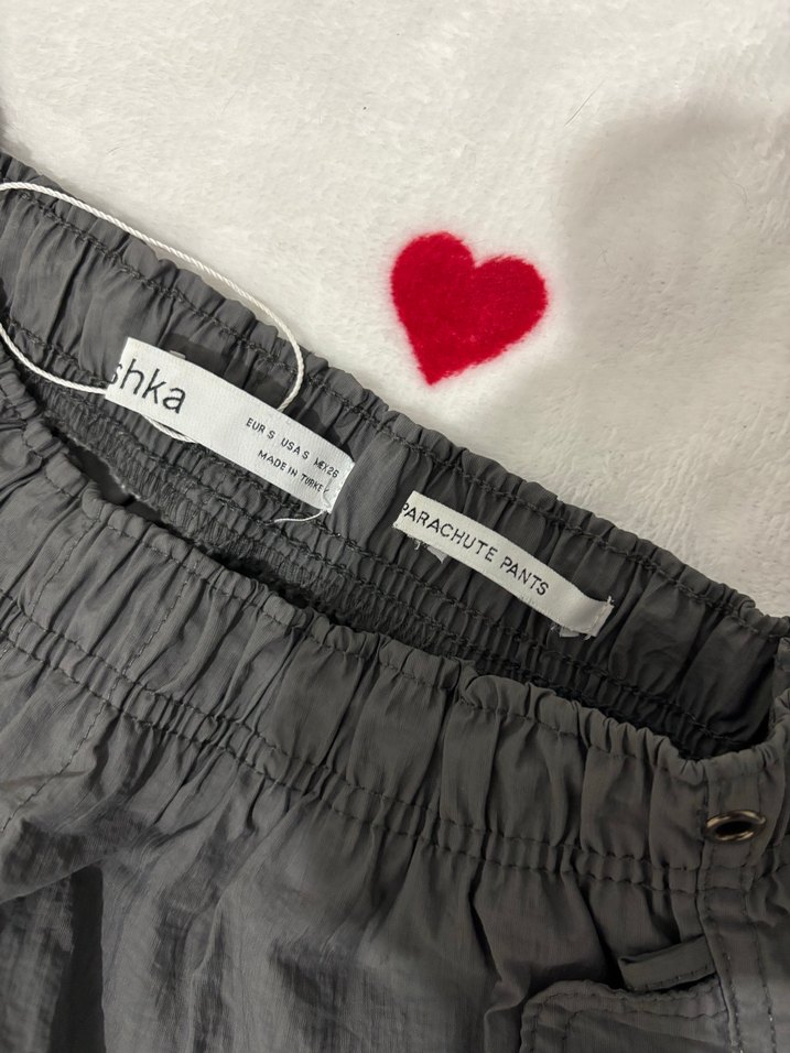 Bershka Paraşüt Pantolon - Görsel 2