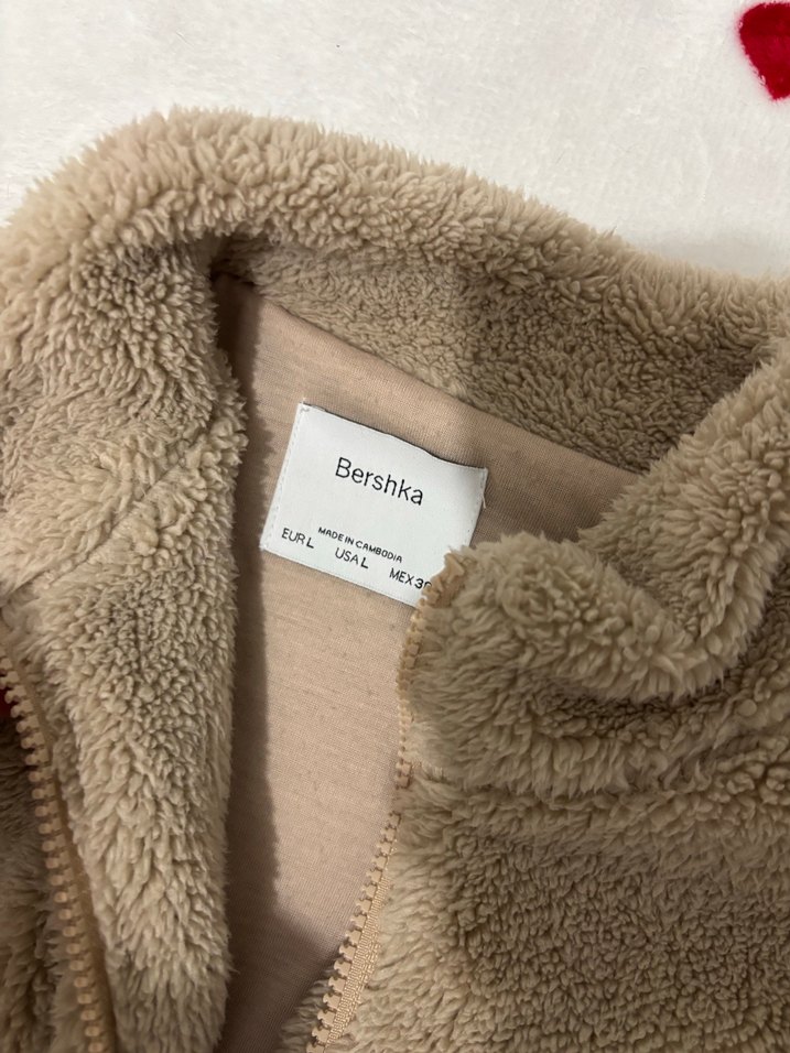 Bershka Peluş Ceket - Görsel 2
