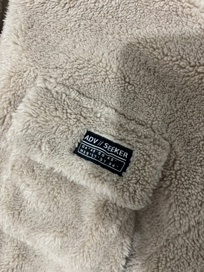 Bershka Peluş Ceket - Görsel 4