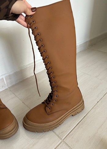 Diz Boyu Bağcıklı Bej Deri Kadın Çizme - Görsel 5