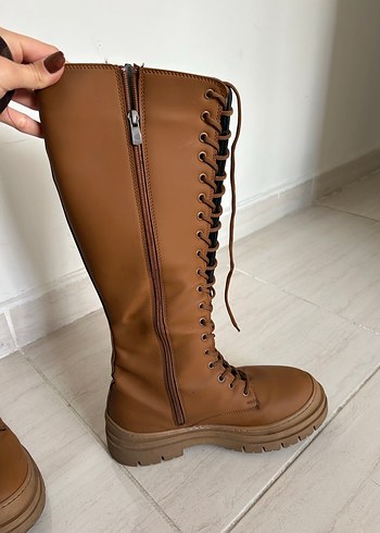 Diz Boyu Bağcıklı Bej Deri Kadın Çizme - Görsel 4