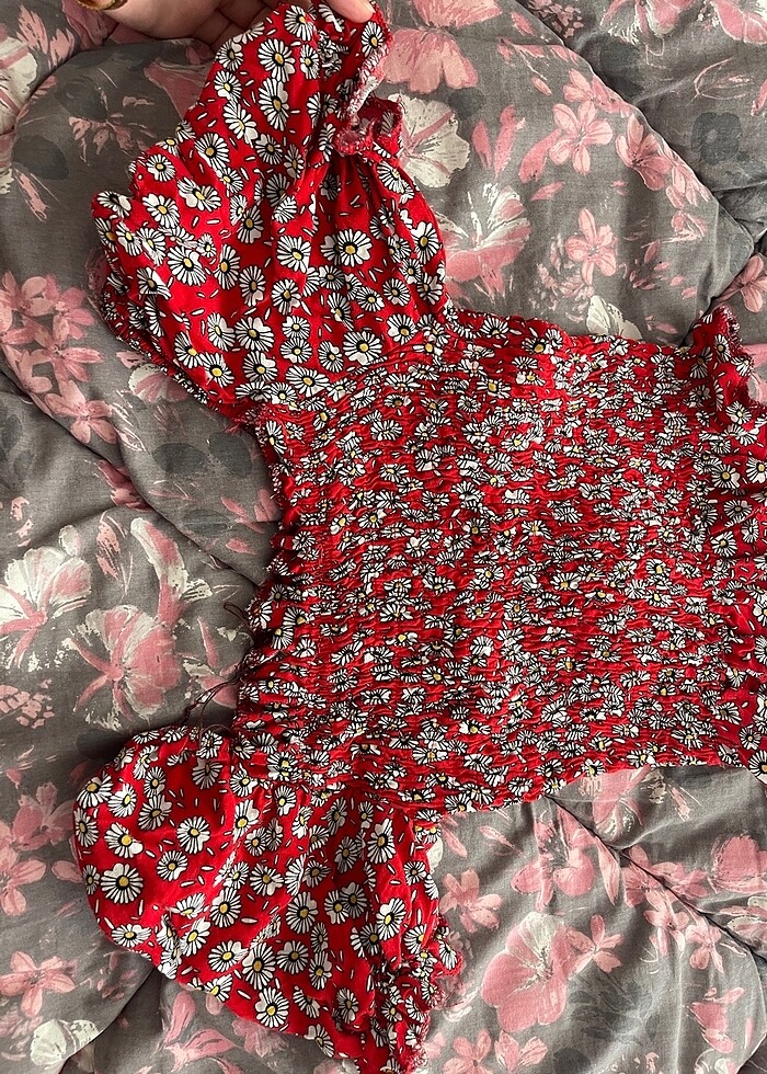 Kırmızı kelebek crop kırmızı papatyalı - Görsel 3