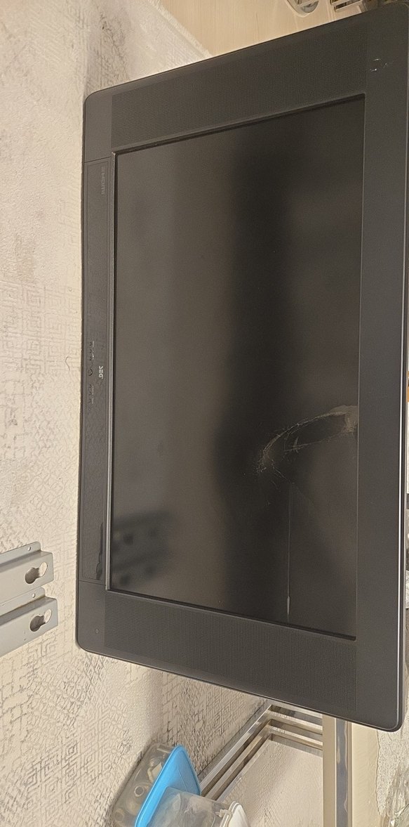 Siyah Grafik televizyon istenirse montaj aparatı 500tl - Görsel 2