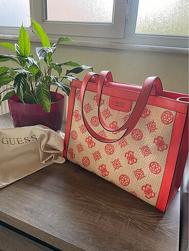 Guess çanta