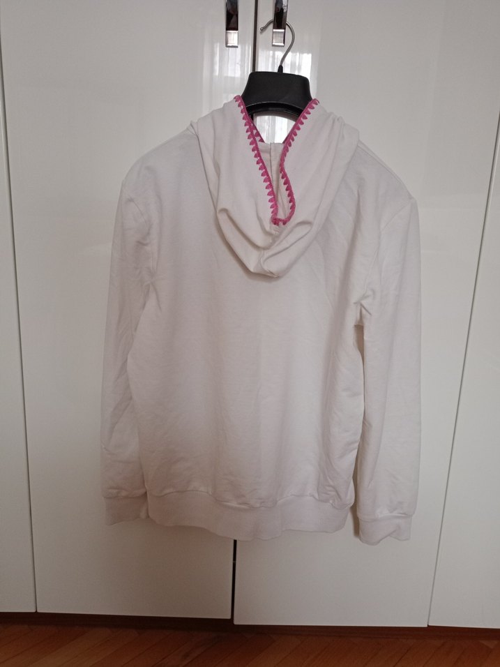 Nakışlı Beyaz Kadın Sweatshirt - Görsel 4