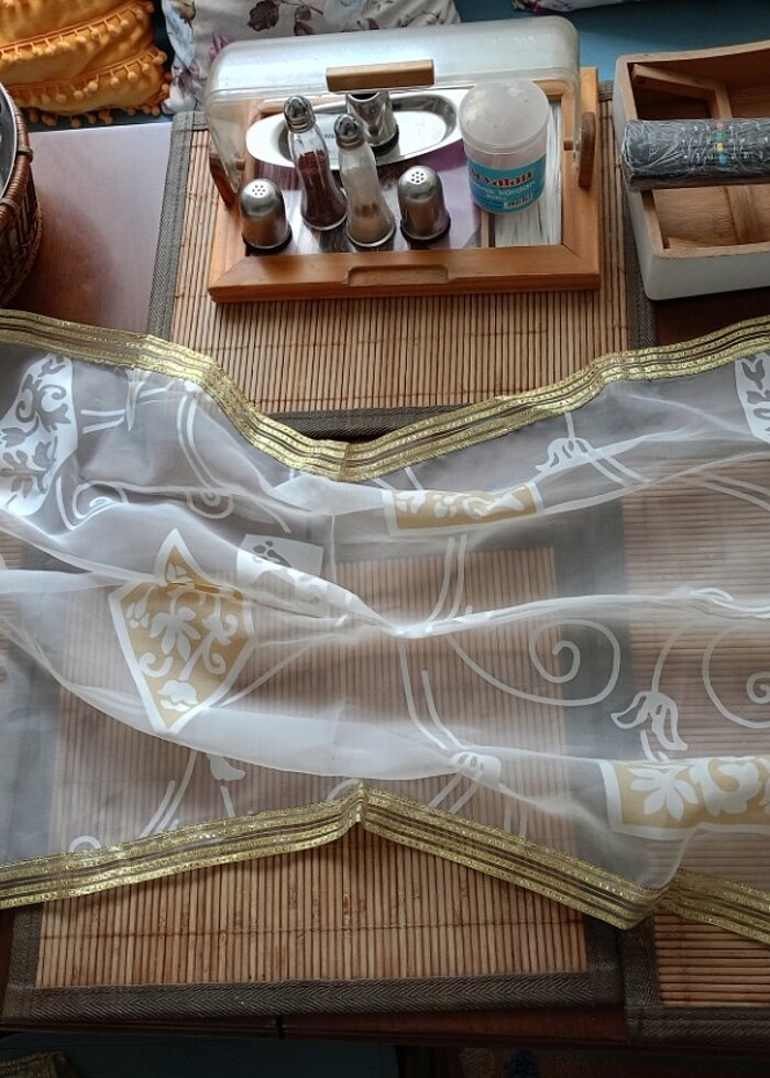 Kare masa ve runner - Görsel 3