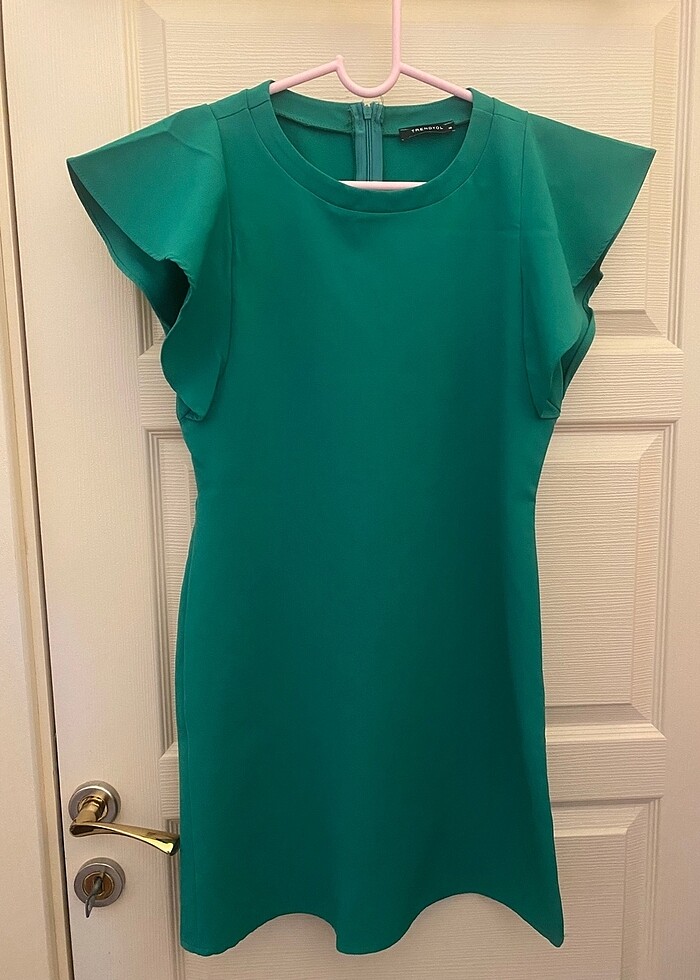 Yeşil elbise - Görsel 2