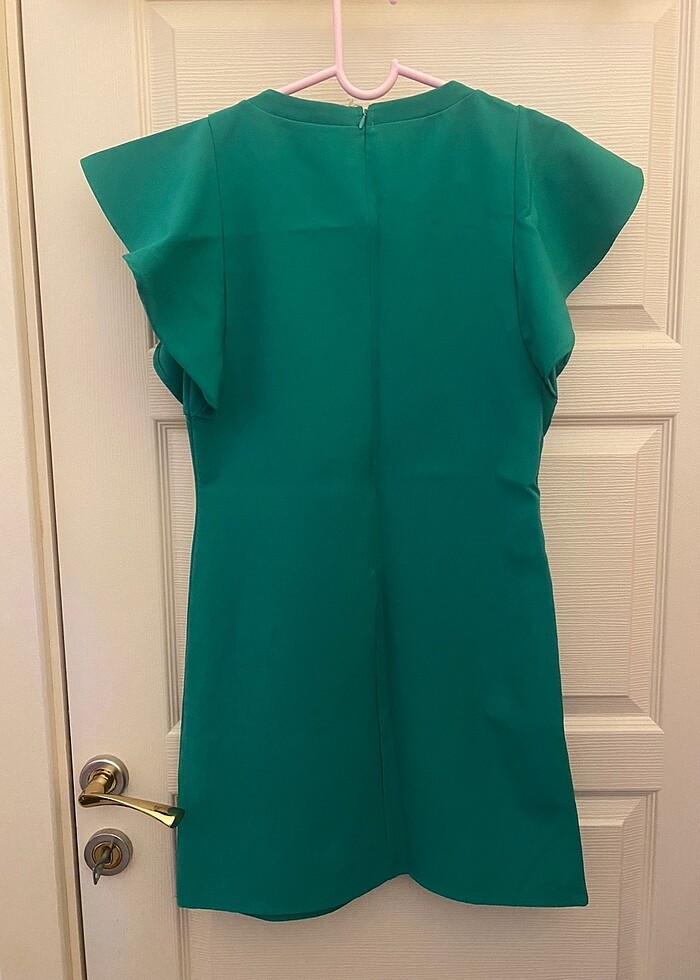 Yeşil elbise - Görsel 3