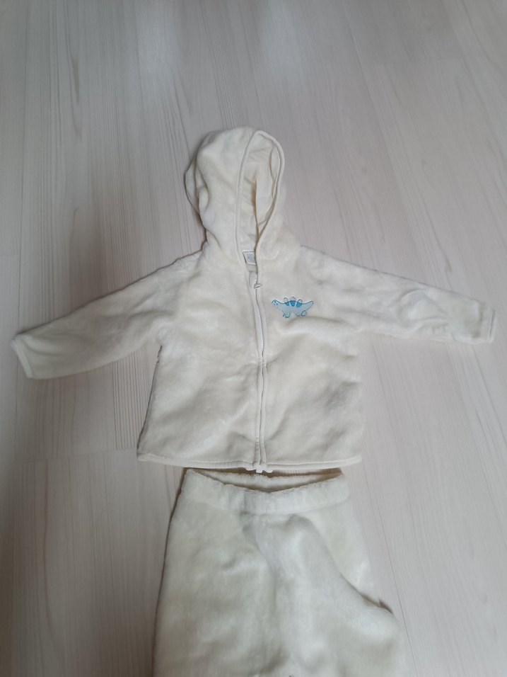 Bebek Erkek Beyaz Kapüşonlu Hastane Takımı - Görsel 2