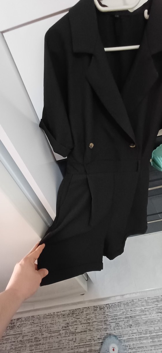 Kısa Kollu Siyah Midi Tulum - Görsel 4