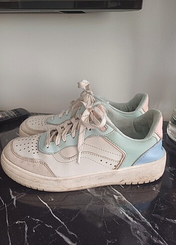 Stradivarius Spor ayakkabi