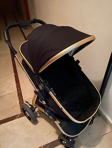 Yoyko bebek arabası