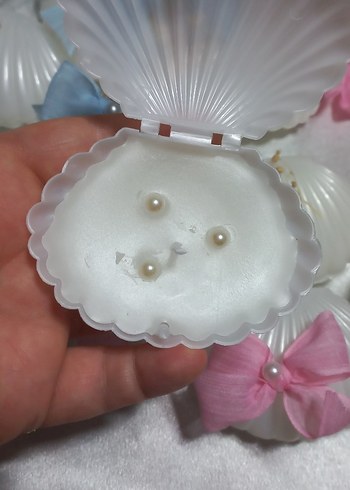 İnci Detaylı Pembe yada mavi olabilir  Fiyonklu mum hediyelik - Görsel 3